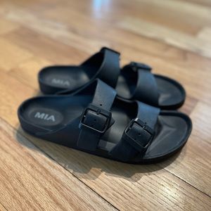 MIA Sandals Size 9